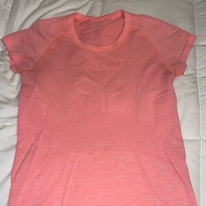 Lululemon Swiftly Tech Short-Sleeve